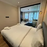 New & Cozy Apartment Casa Center Racine