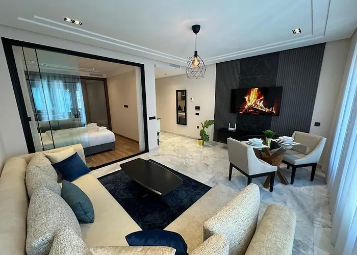 New & Cozy Apartment Casa Center Racine
